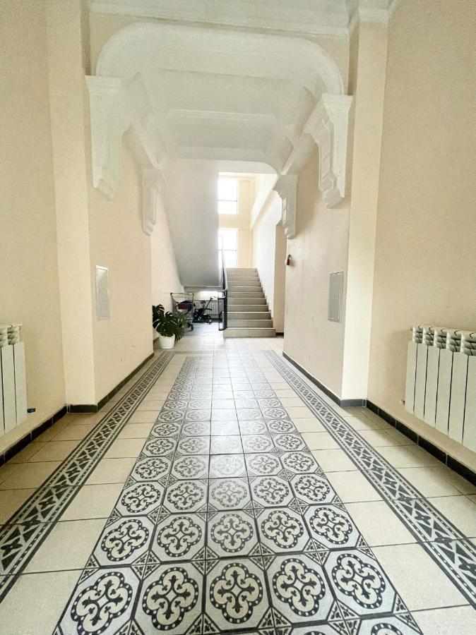 Европейский Остров В Алматы Almaty Exterior foto